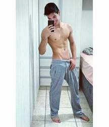 Young boys from net 58cbb82097991.jpg