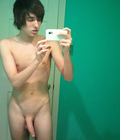 Selfies and mirror 58d4f4d57b1e9.jpg