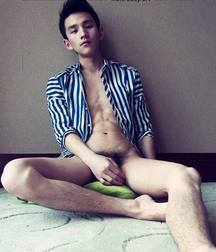 Horny boys from net 58da3729d3186.jpg
