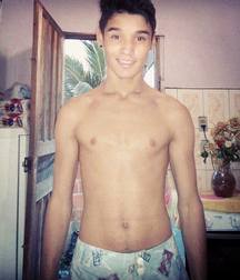 Shirtless boys from net 1 58dc20a31b04f.jpg