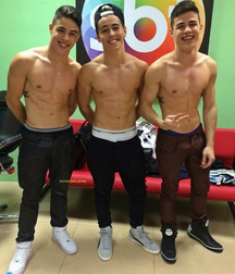 Shirtless boys from net 1 58dc2127a8221.jpg
