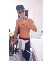 Shirtless boys from net 1 58dc212a927b7.jpg