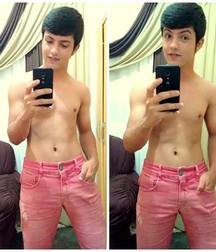 Shirtless boys from net 2 58dcd728bd948.jpg