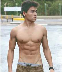 Shirtless boys from net 2 58dcd729e3643.jpg