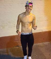 Shirtless boys from net 2 58dcd73e0fca5.jpg