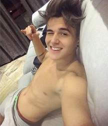 Shirtless boys from net 2 58dcd747abd92.jpg