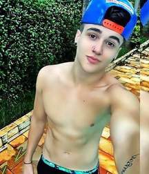 Shirtless boys from net 2 58dcd7514da1e.jpg