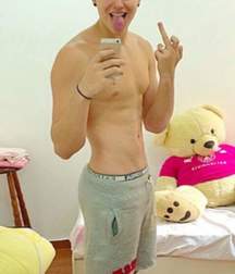 Shirtless boys from net 2 58dcd7674924f.jpg