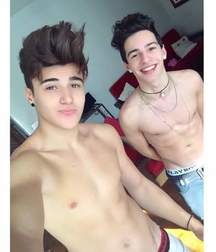 Shirtless boys from net 2 58dcd7983d729.jpg