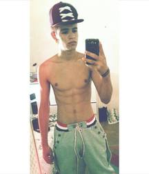 Shirtless boys from net 2 58dcd79f8cea9.jpg