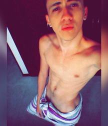 Shirtless boys from net 2 58dcd7add5240.jpg