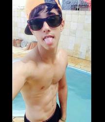 Shirtless boys from net 2 58dcd7bdb19b6.jpg