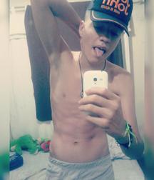 Shirtless boys from net 3 58de4669e969b.jpg
