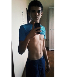 Shirtless boys from net 3 58de466db5262.jpg