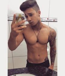 Shirtless boys from net 3 58de46919815b.jpg