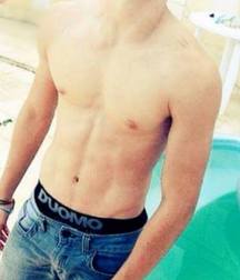 Shirtless boys from net 3 58de469c82a30.jpg