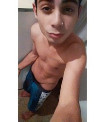 Shirtless boys from net 3 58de46a5aa0f6.jpg