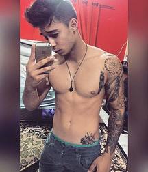 Shirtless boys from net 3 58de46ae47aee.jpg