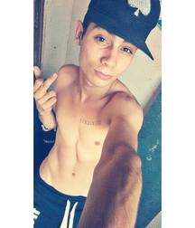Shirtless boys from net 3 58de46c96e5cf.jpg