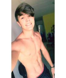 Shirtless boys from net 3 58de46cee802e.jpg