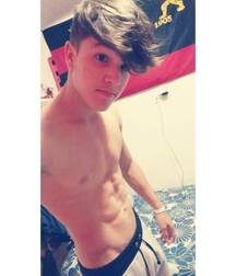 Shirtless boys from net 3 58de46de6c7ba.jpg