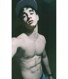 Shirtless boys from net 3 58de46e7e7271.jpg