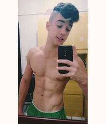Shirtless boys from net 3 58de46eccb211.jpg