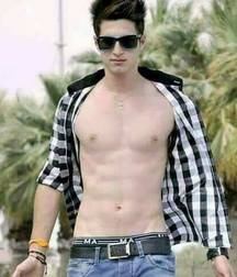Shirtless boys from net 4 58e0ee5459bcf.jpg