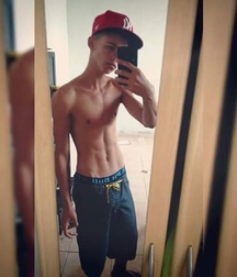 Shirtless boys from net 4 58e0ee8c2d344.jpg