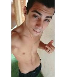 Shirtless boys from net 4 58e0ee9c3e220.jpg
