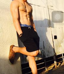 Shirtless boys from net 4 58e0eeb1b6da8.jpg