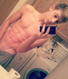 Underwear boys 58ef4d09b9ebb.jpg