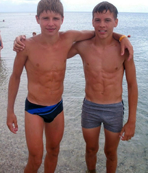 Friends shirtless 58f5e804731fd.jpg