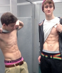 Friends shirtless 58f5e8230cb13.jpg