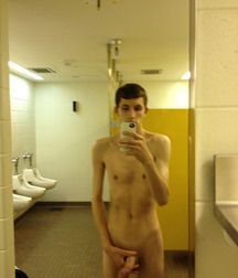 Selfies and mirror 58f73936ddb13.jpg