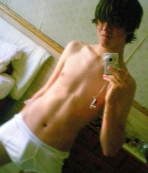 Selfies and mirror 58f739707ccf3.jpg