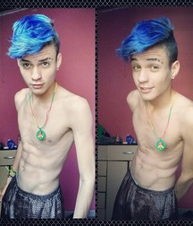 Shirtless boys from net 1 58f9dea3c0d97.jpg