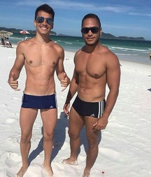 Shirtless boys from net 1 58f9deaa6c4ad.jpg