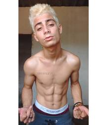 Shirtless boys from net 1 58f9deba3a472.jpg