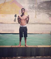 Shirtless boys from net 1 58f9ded49f7ab.jpg
