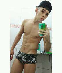 Shirtless boys from net 1 58f9dee198beb.jpg