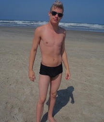 Shirtless boys from net 2 58fcac3509477.jpg