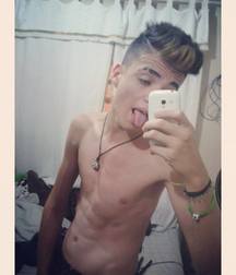 Shirtless boys from net 2 58fcac407f179.jpg