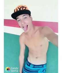 Shirtless boys from net 2 58fcace1705c4.jpg