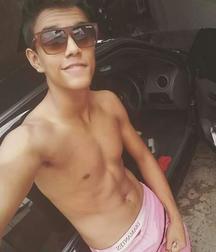 Shirtless boys from net 3 59006f9375d94.jpg