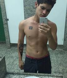 Shirtless boys from net 3 59006f9503e96.jpg