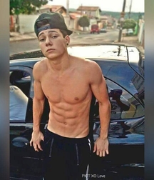 Shirtless boys from net 3 59006fa02c569.jpg
