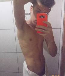 Shirtless boys from net 3 59006fa2e04b8.jpg