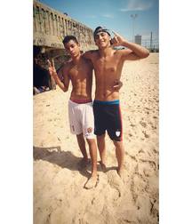 Shirtless boys from net 3 59006faa32233.jpg