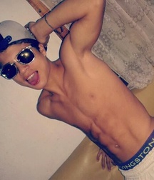 Shirtless boys from net 3 59006fb37108a.jpg